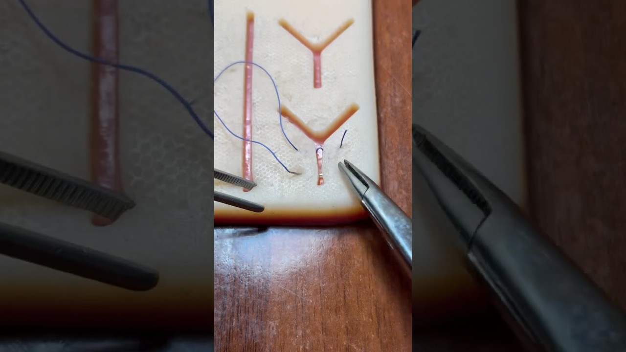 Suturing practice 🩺 ft.|| Future doctors 🥼 #mbbsstudent #medical #doctor @DoctorTristanPeh
