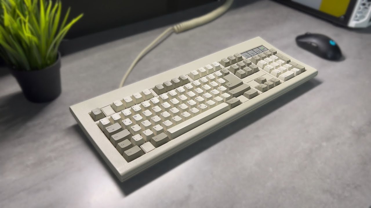 AUVA KB-2102/2 with Cherry mx vintage white - Sound Test