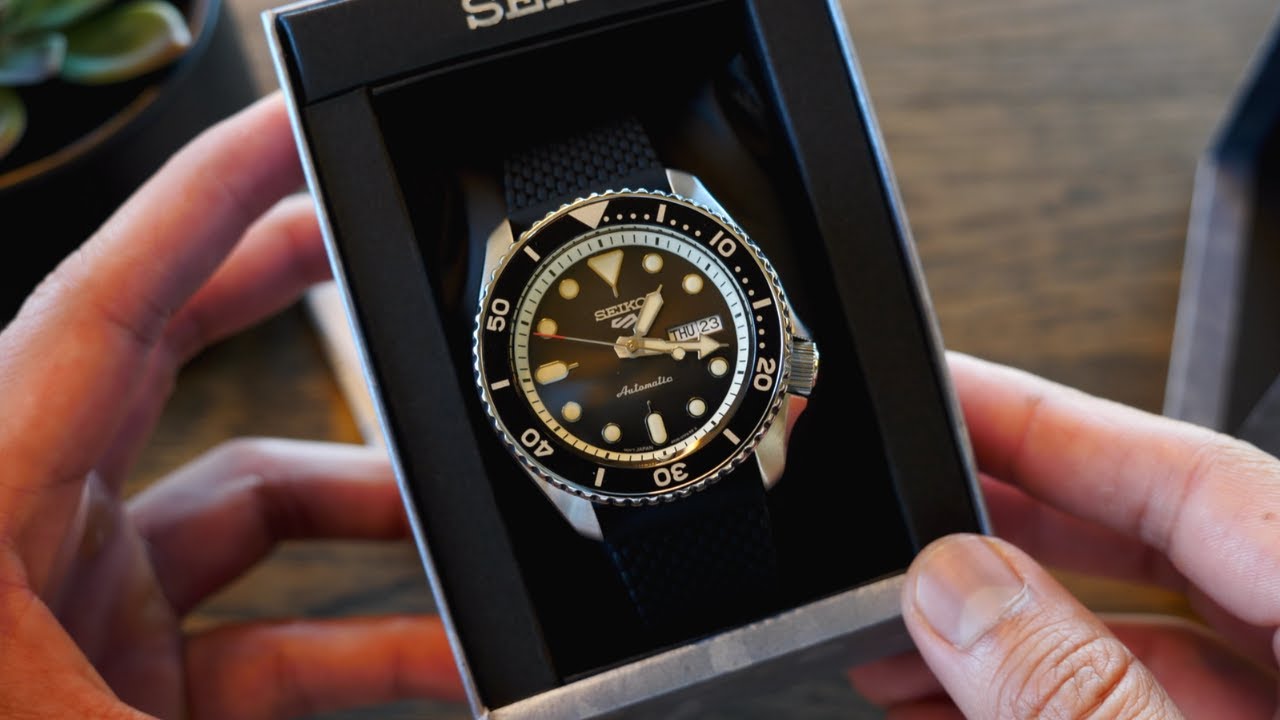 Seiko 5 Sport - SRPD95 Unboxing