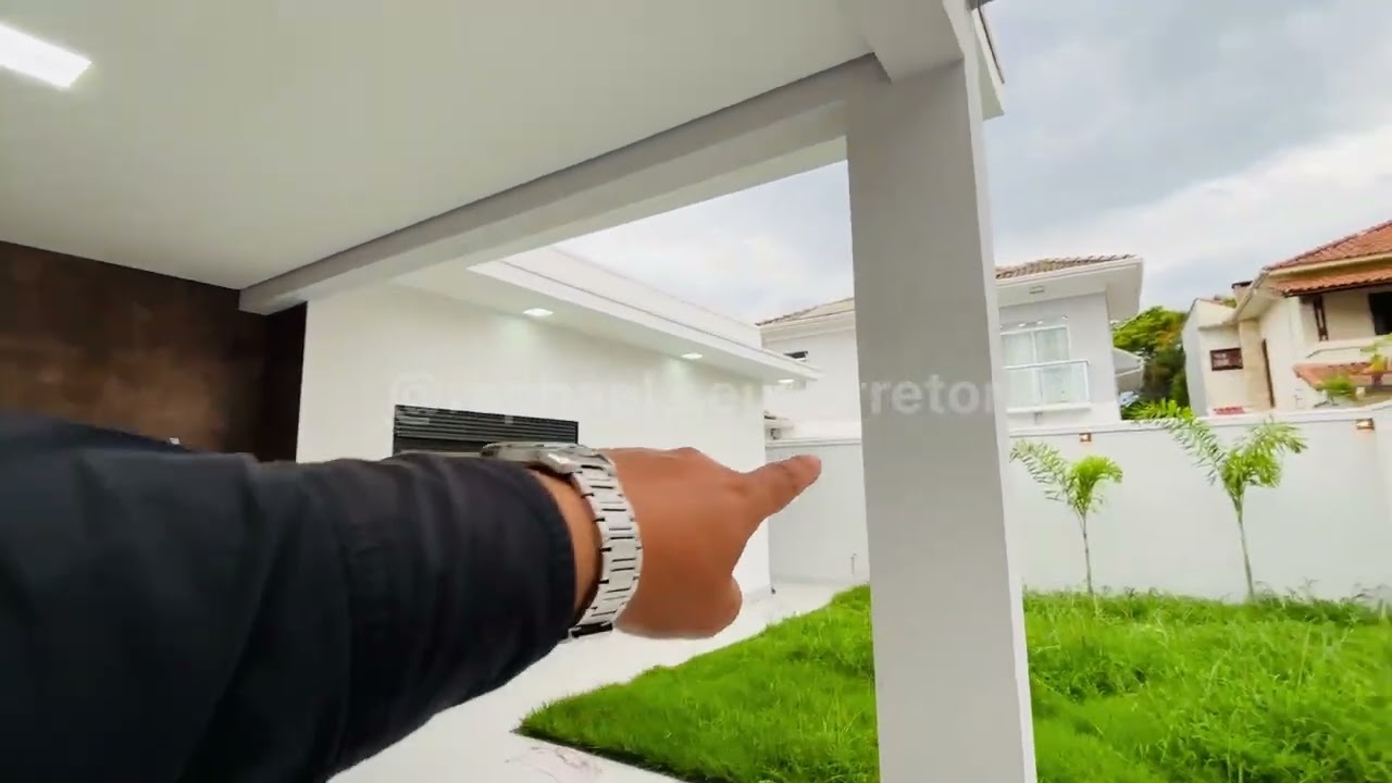 ALUGADA - Casa ampla, moderna, 3 suítes, espaço gourmet e vagas - Fátima em Pouso Alegre 