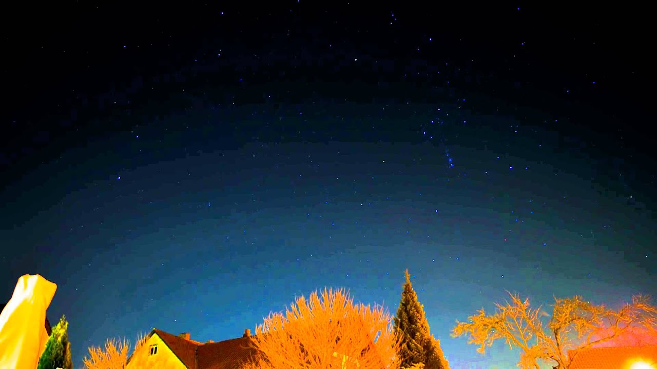 Sternenhimmel &uuml;ber Hildesheim (Ahrbergen) - Timelapse starry sky