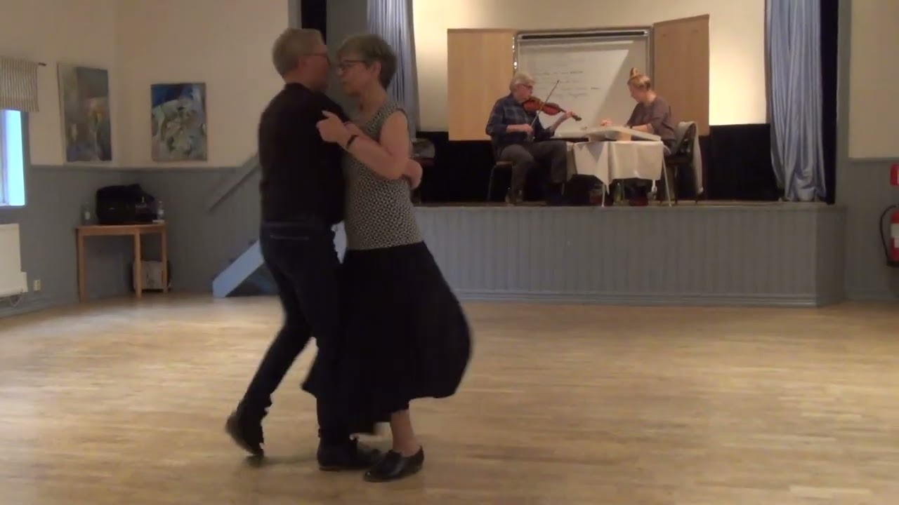 8  Polska och bakmes från Mattmar, Jämtland