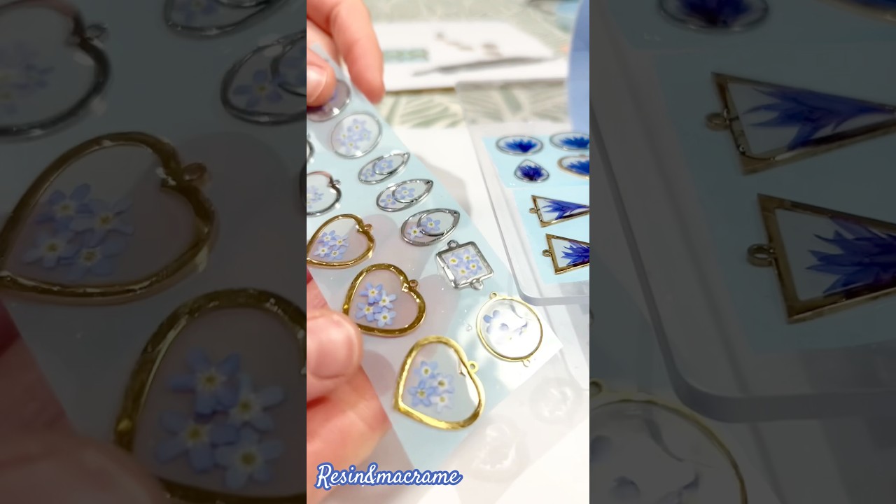 Resin flower jewelry 🩵 Forget-me-not Necklace Design 