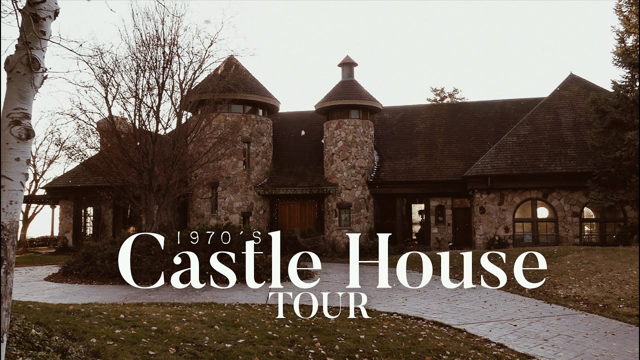 70's Time Capsule - Touring my Grandmother's CASTLE HOUSE 🏰 #noblehouseofblackseries