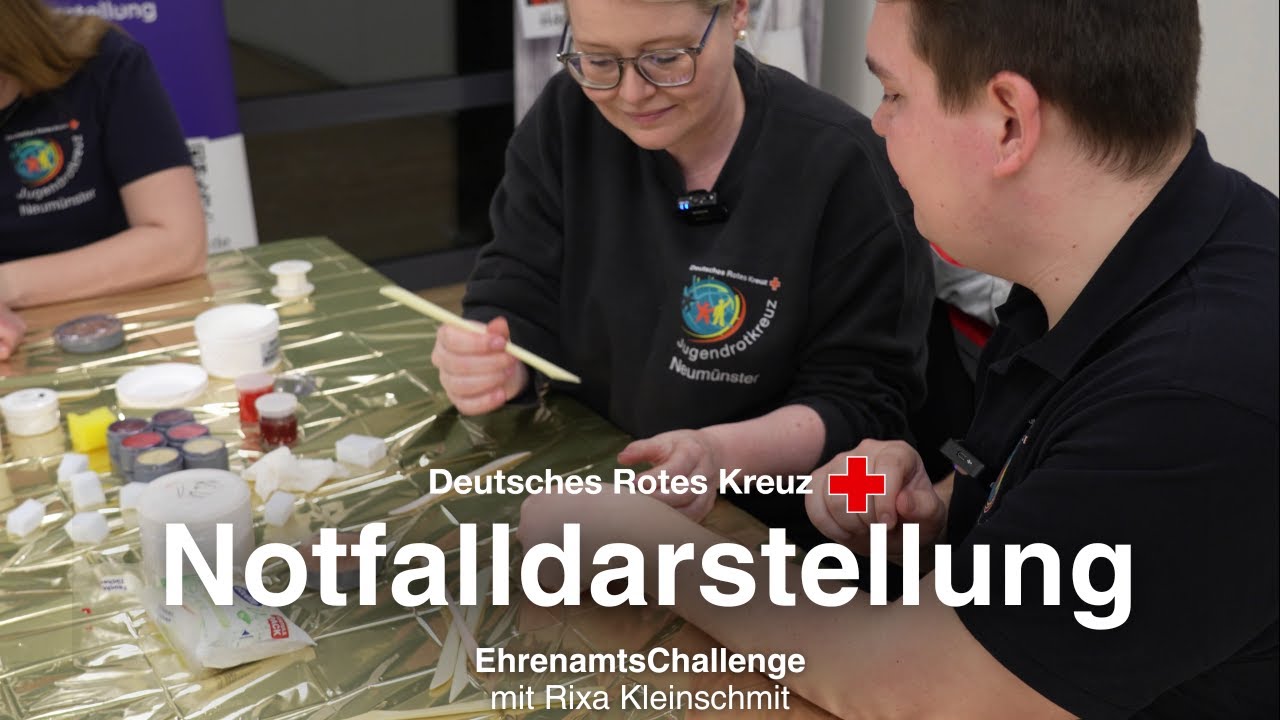 Notfalldarstellung beim Jugendrotkreuz in Neumünster / DRK-EhrenamtsChallenge mit Rixa Kleinschmit