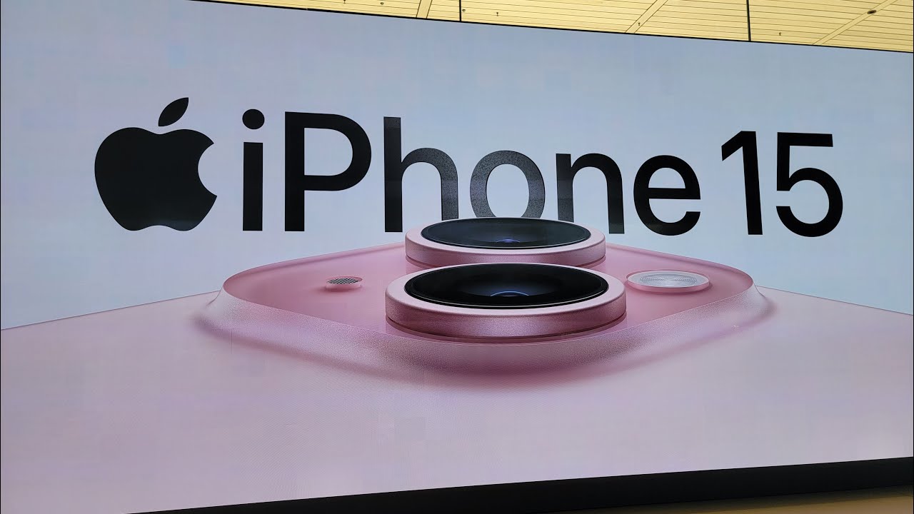 Apple Park Visitor Center Shopping and Visit - Cupertino, California