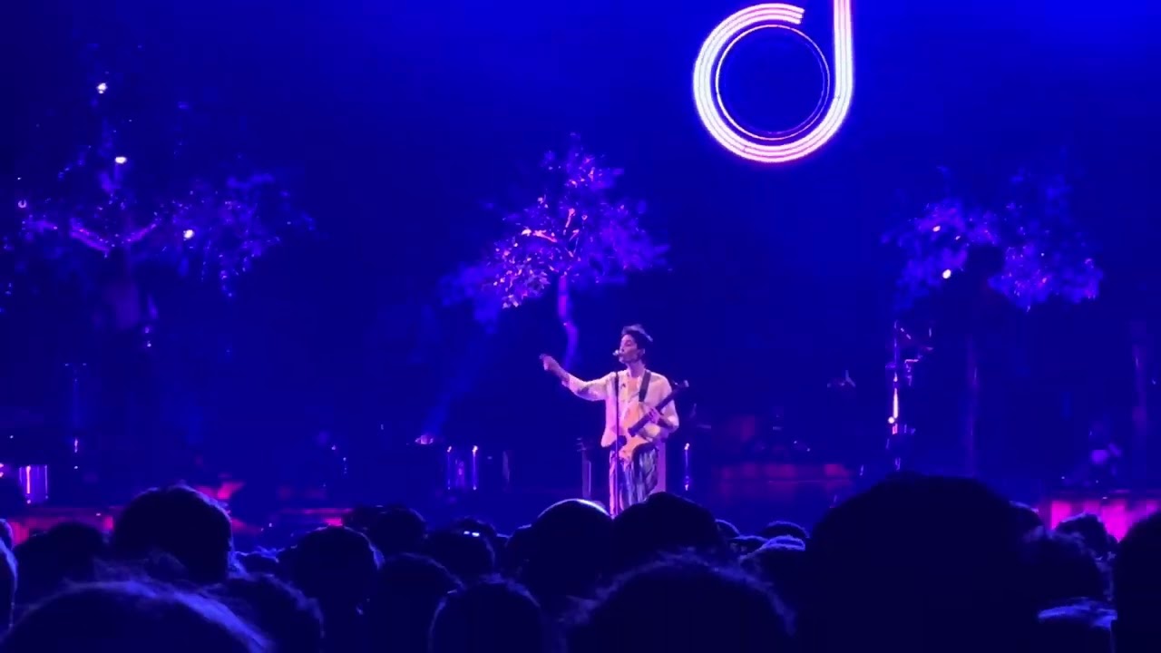 Jacob Collier - Human Nature (Live in Barcelona - 4 November 2024) [4K - HDR]