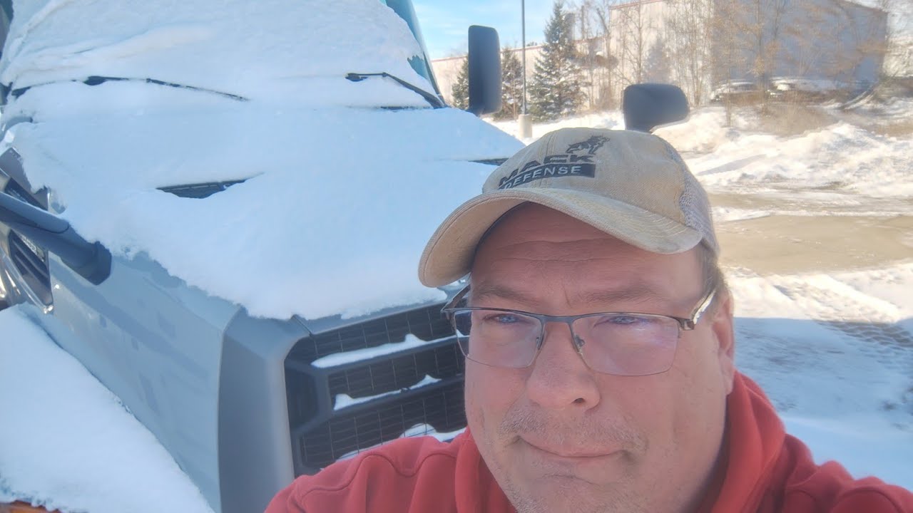 Стоит ли покупать этот новенький Mack Pioneer 2026 года? Давайте посмотрим.