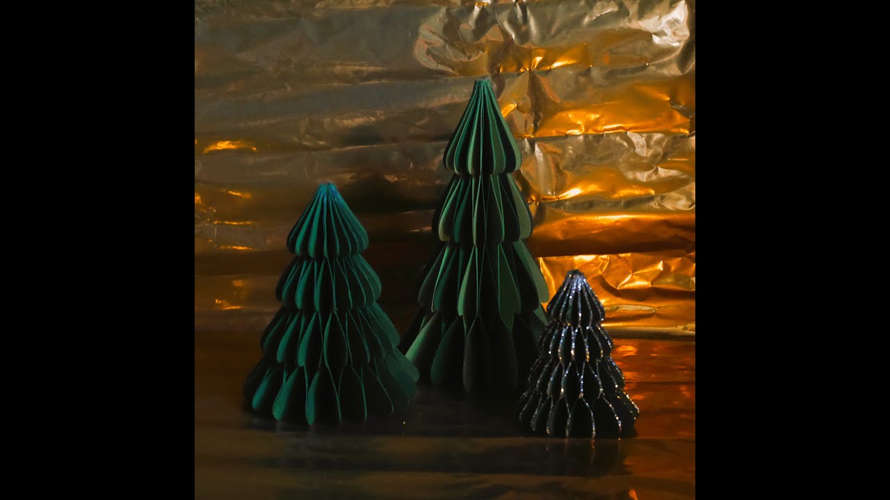 MG Honeycomb Xmas Tree