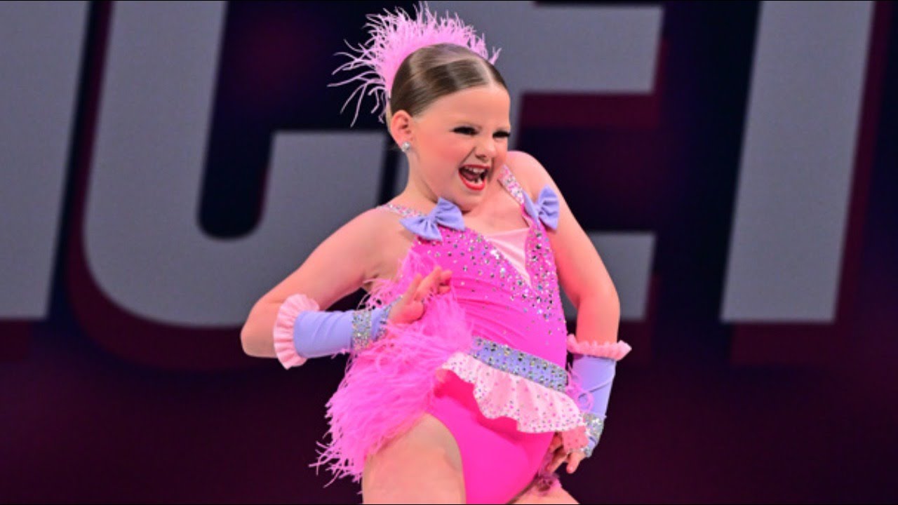 Kennedy Lyell - Amazing Mayzie