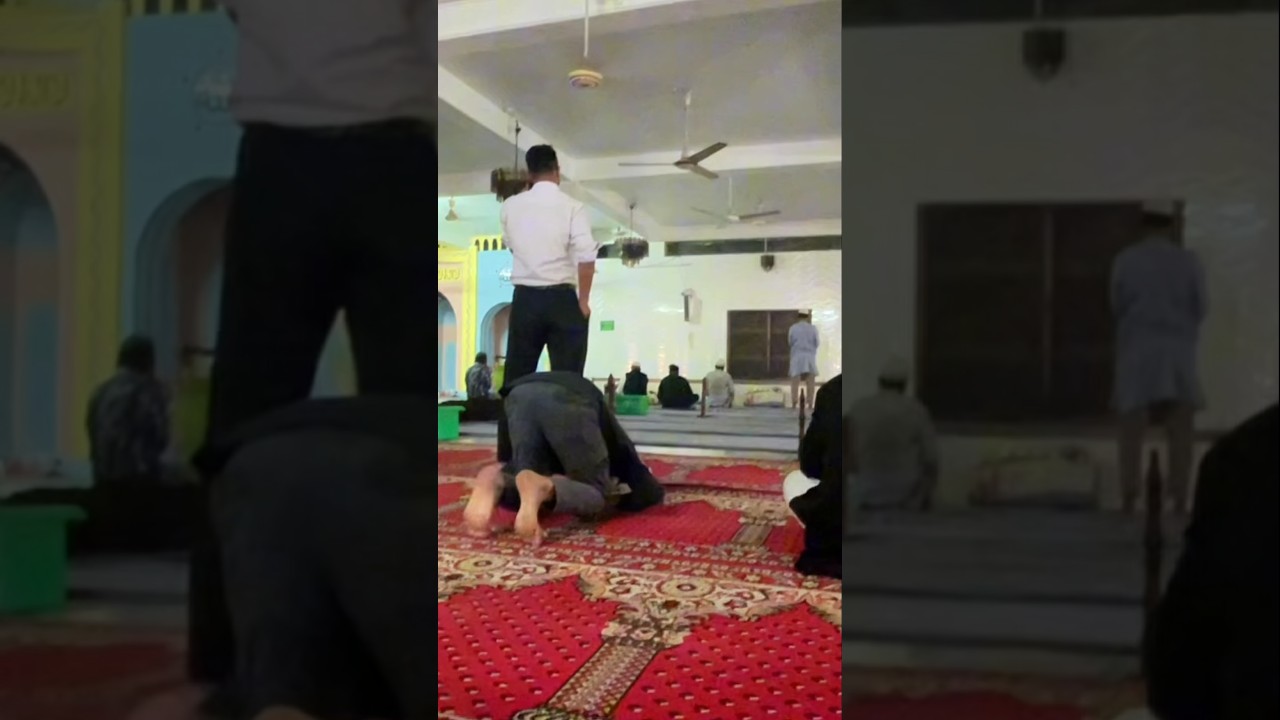 যে মসজিদে মুসলিম অমুসলিম সবাই দান করে | Pagla Masjid Kishorganj | Ariyan Salim Vlog