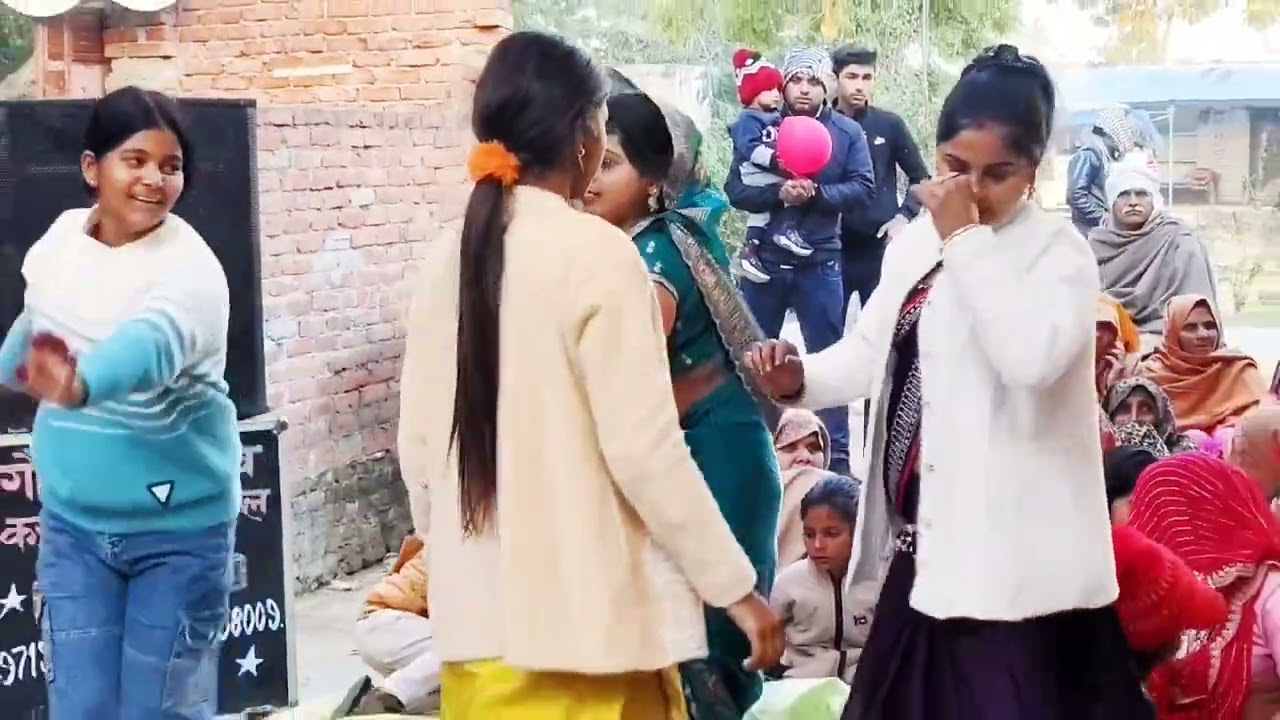 भाभी नन्द का गजब डांस 