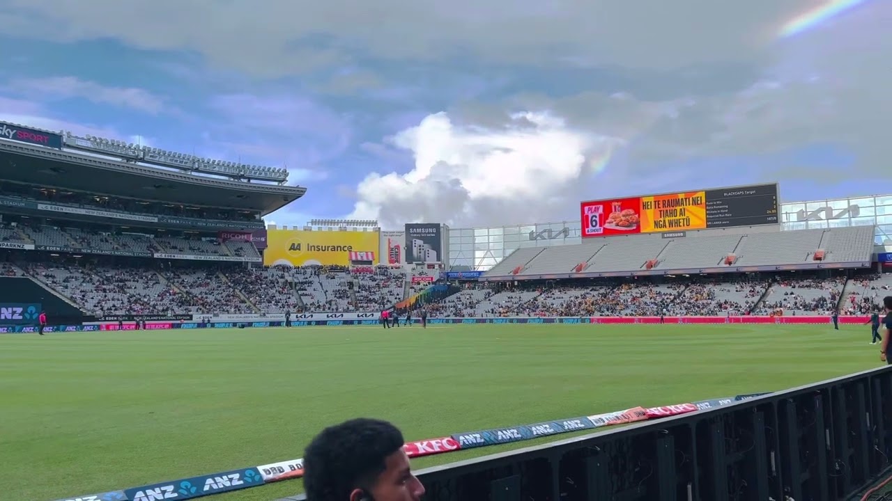 Ish Sodhi Last ball six vs Dasun Shanaka in 1st T20 at Eden Park #slc #slvsnz