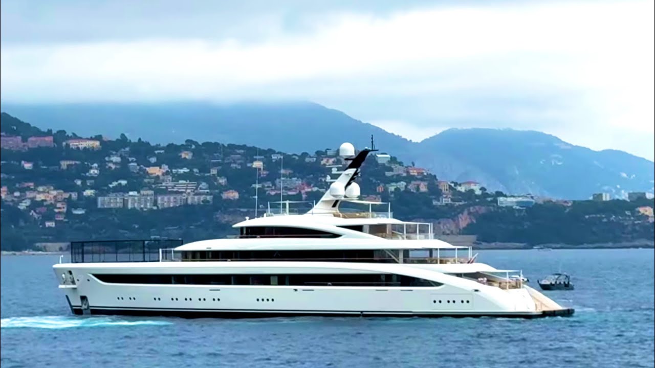 SUPERYACHTS VISITS MONACO ARRIVING, LEAVING & DOCKING @emman25MC