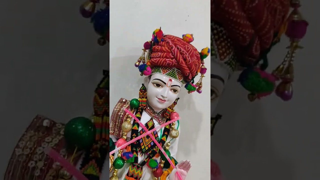 રચ્યો રાસ પિયા ઘનશ્યામ રે..હેલીમારે મંદિરીએ મહરાજ .. ખેલૈયા રૂપે વહાલા ઘનશ્યામ મહારાજા મૂર્તિ દર્શન 