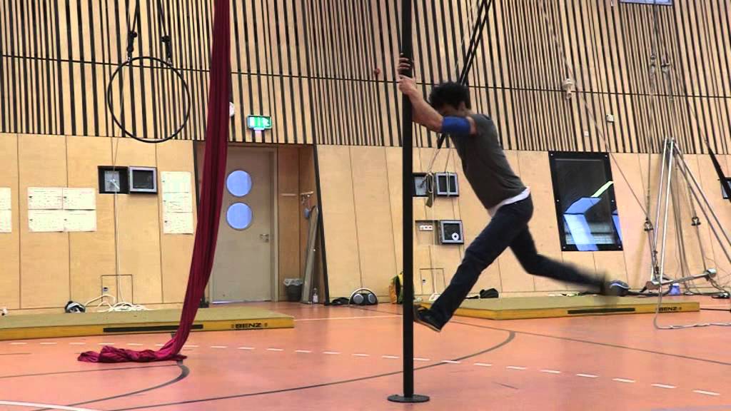 Mario Español Chinise Pole