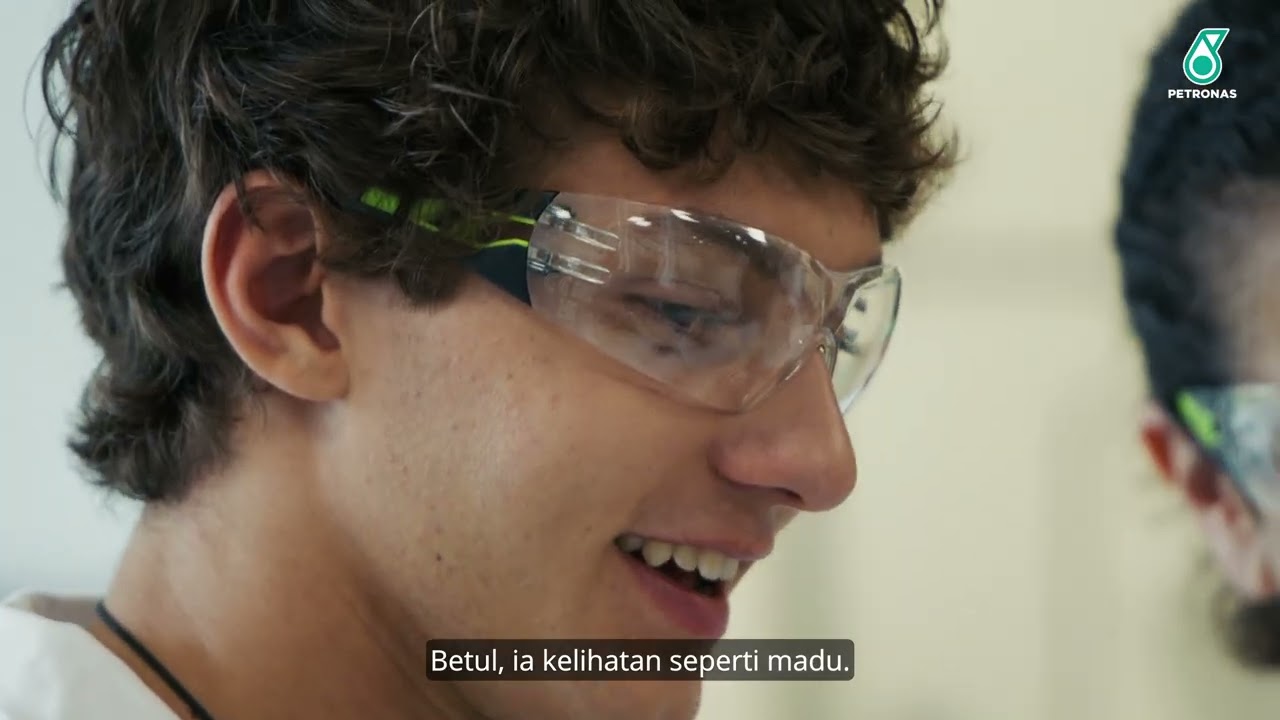Andrea Kimi Antonelli. A.K.A PETRONAS Lab Technician