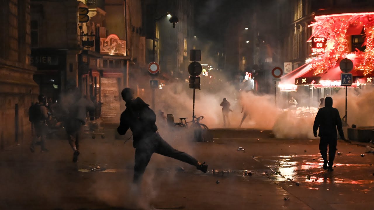 Ausschreitungen in Paris nach Wahlsieg des Linksbündnisses