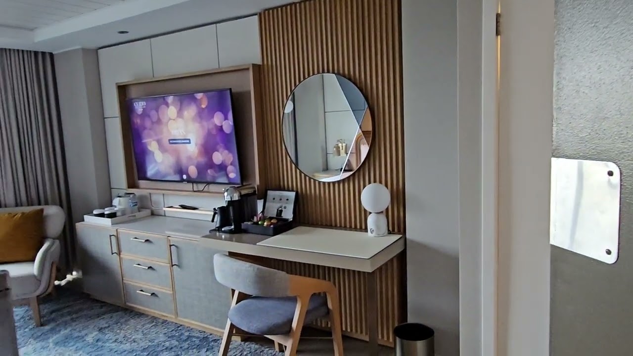 Hotel La Jolla (La Jolla, CA) Curio Collection 1 King Ocean View Balcony High Floor Room 901