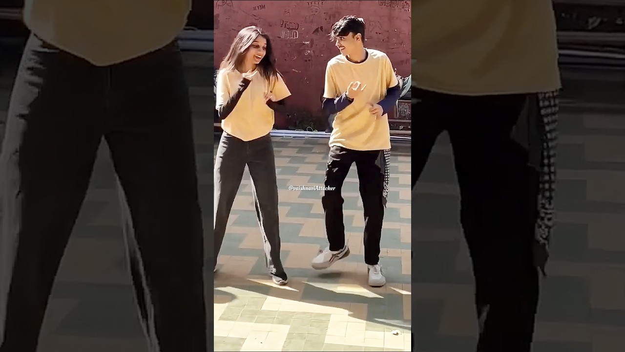 Chand Sifarish ☺️🔥 college dance performance couple dance #trending #shorts #couple #dance #couple