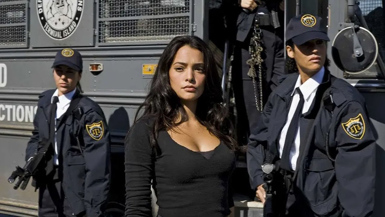 Elle devient copilote d’un condamné dans une course à mort