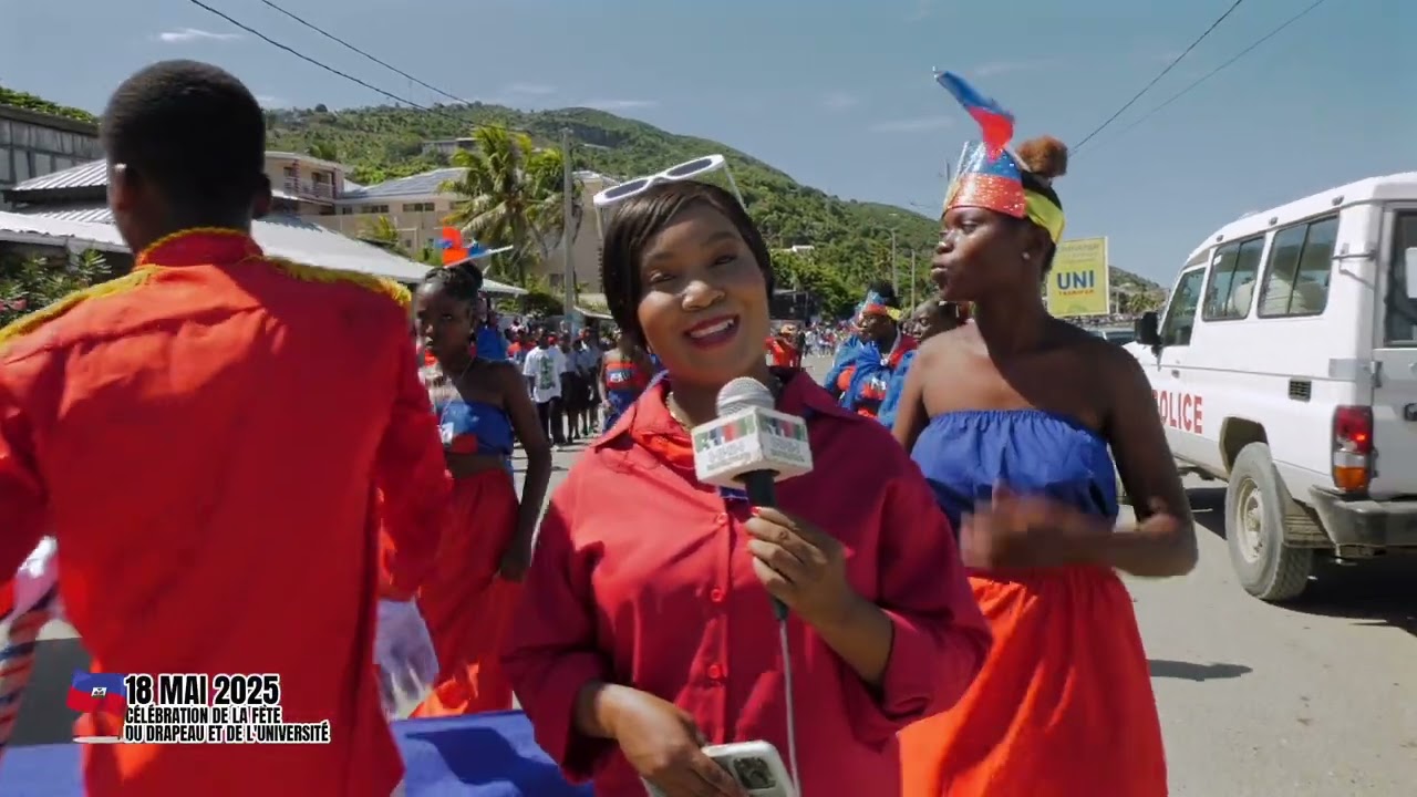 Défilé des écoliers au Cap-Haïtien à l’occasion de la fête du drapeau et de l’université