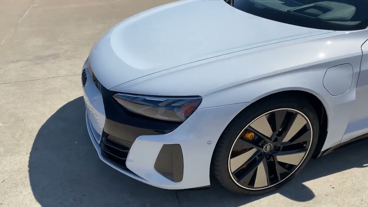 Tulsa Auto Wraps | White Glove Auto | Audi E-tron | XPEL Ultimate PPF | Walk-around.