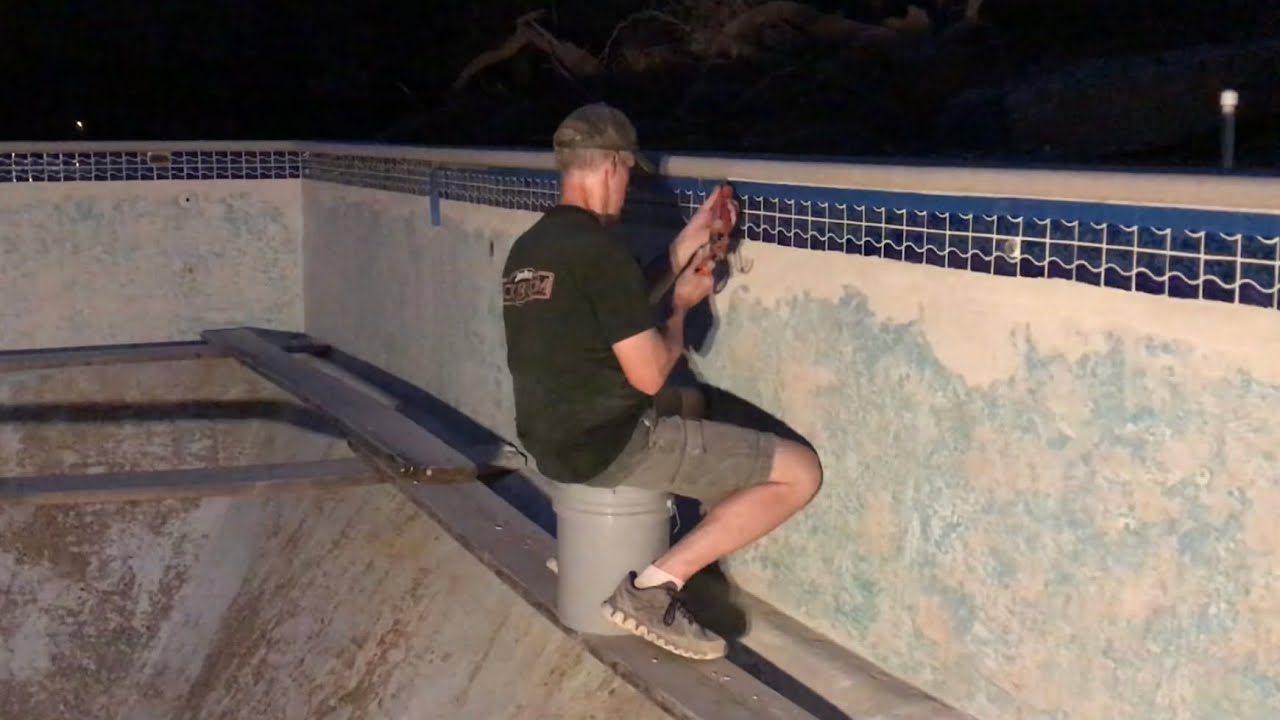 Episode 155: House tour and final prep for pool paint!