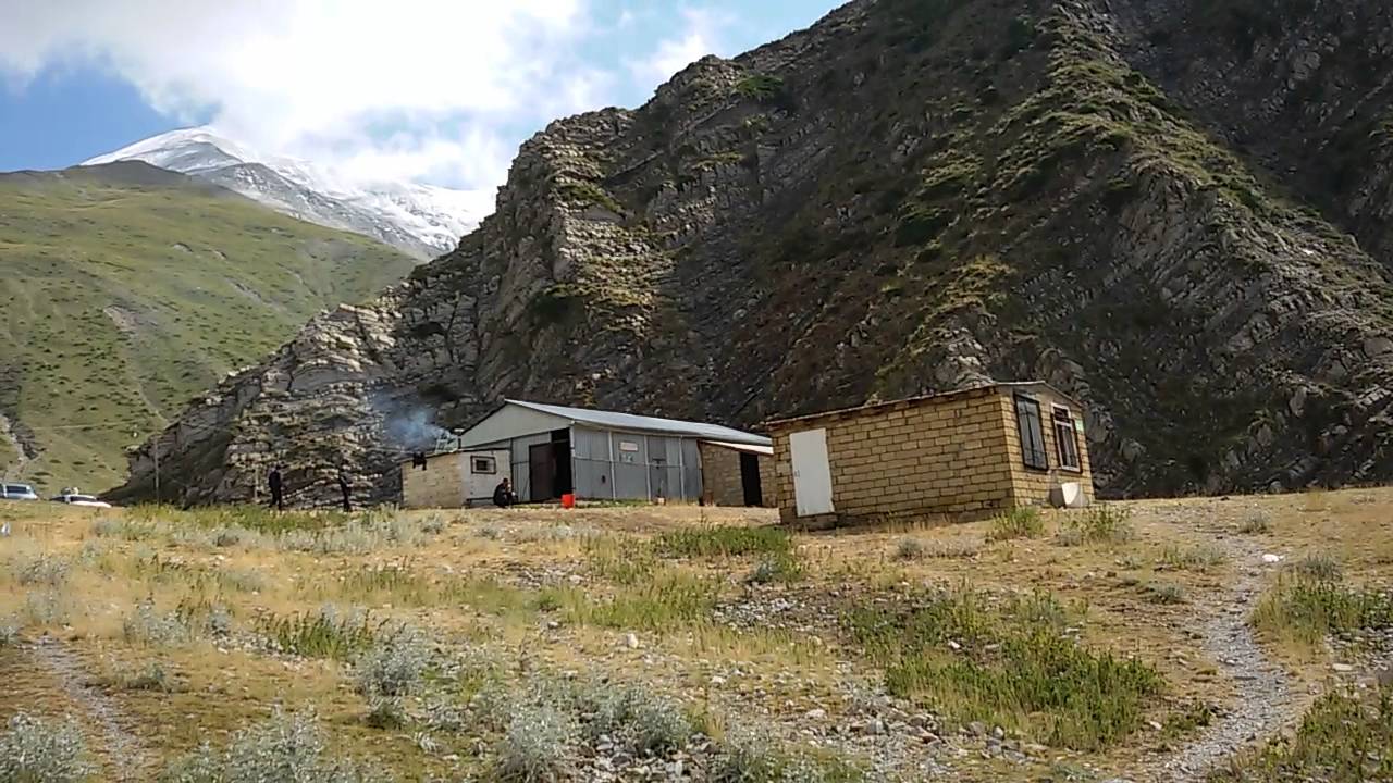 Baba dag ziyareti  qurbangah