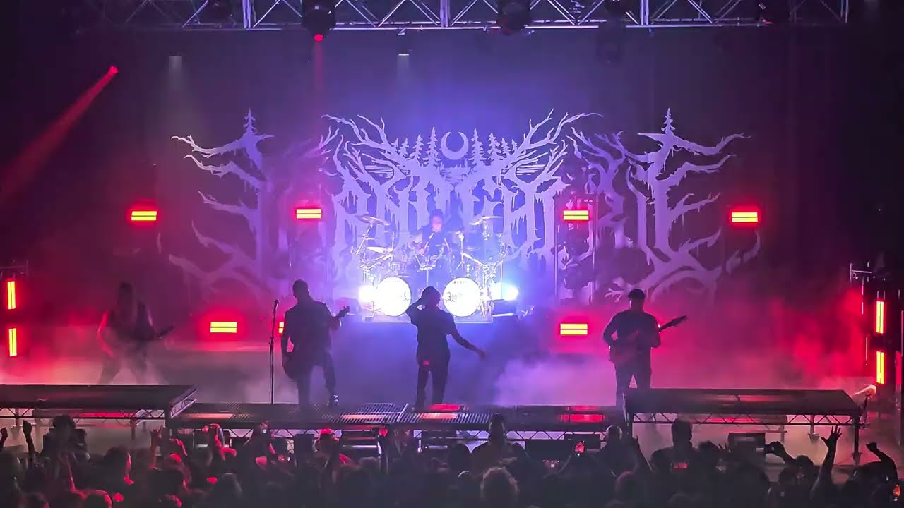 Lorna Shore - 