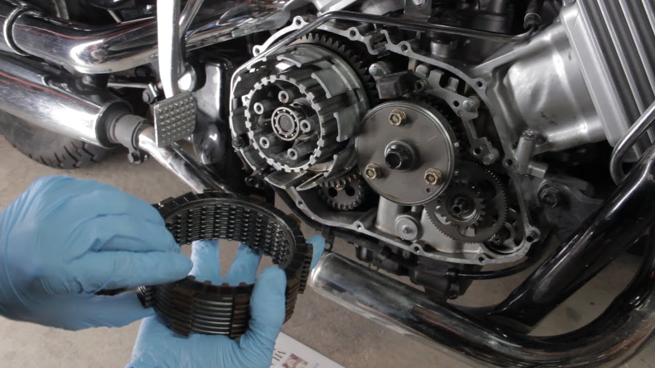 Honda Magna VF750C Clutch Installation