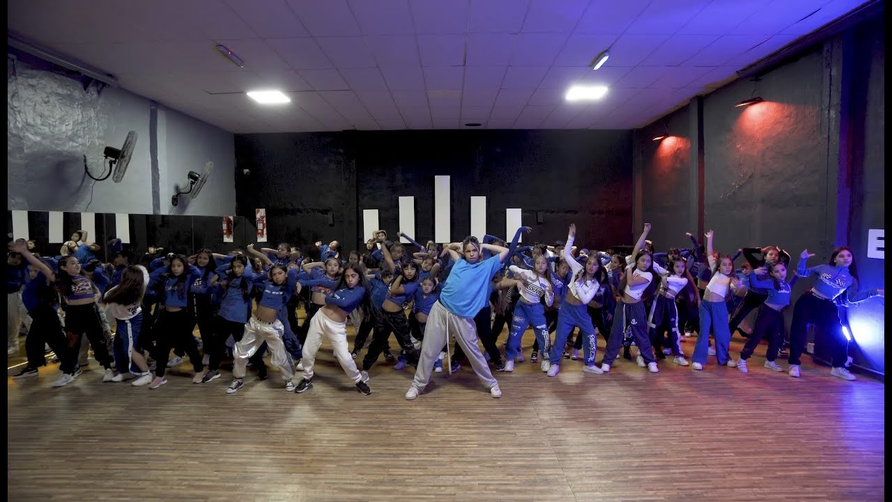 Y PA LA WACHA LOCA? - Gusty DJ, La Joaqui, Salas, L Gante / Sofi Raynoldi Ft. Imperio de la Danza