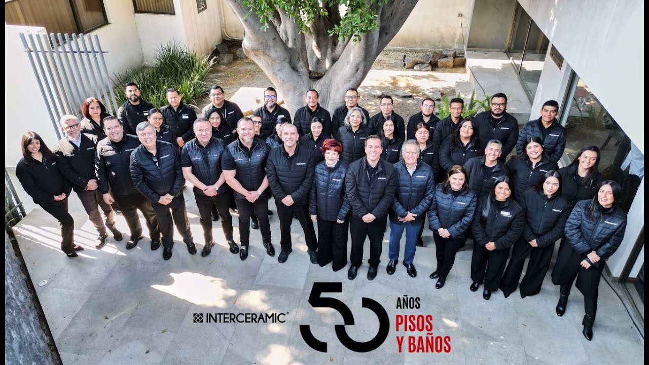 50 Aniversario de Pisos y Baños: Una trayectoria de éxito!
