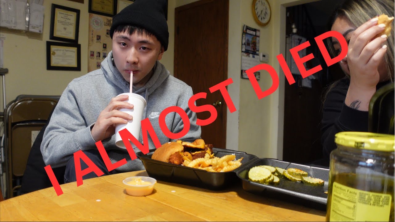 I Tried Daves Hot Chicken REAPER Sandwhich