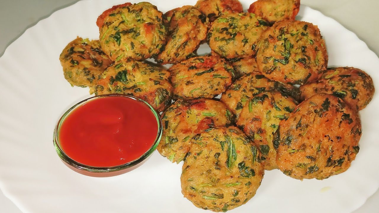 Sirf 10 minutes Crispy Aloo Palak Pakoda Recipe 🌙 | Perfect Iftar Snack | easy iftaar recipe 