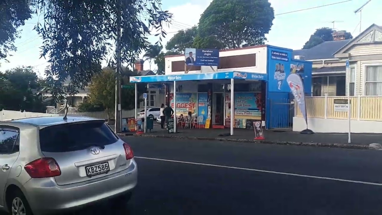 Devonport To Narrow Neck Beach Walking Tour In Auckland New Zealand