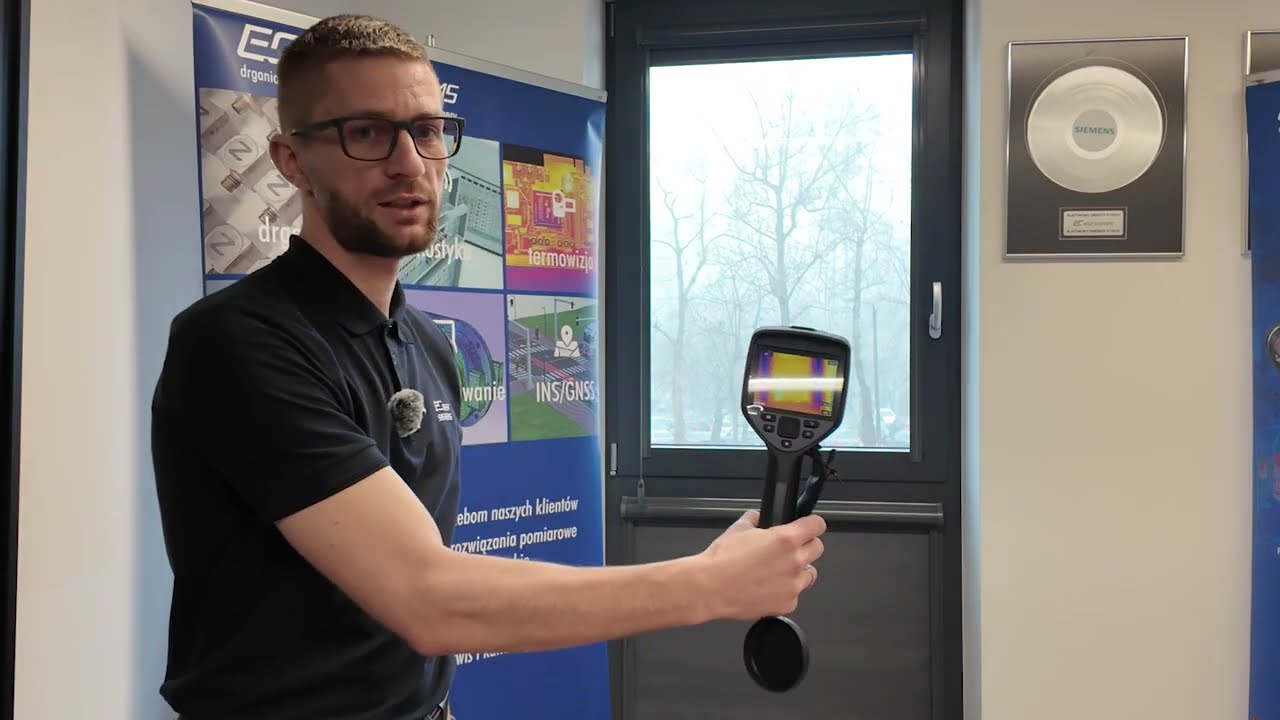 Czy kamerą termowizyjną możemy zobaczyć straty ciepła z budynku?