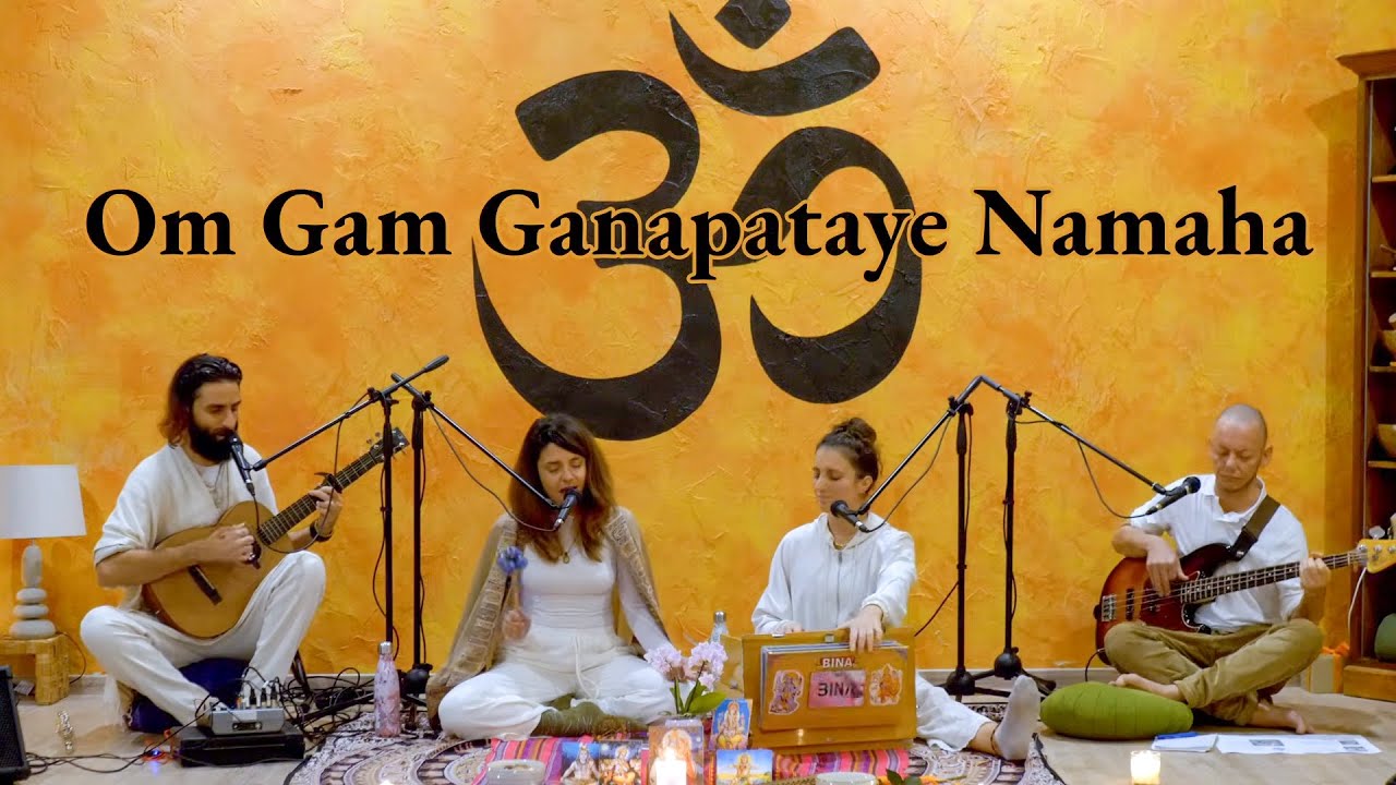 Om Gam Ganapataye Namaha - Ganesha Mantra Live - Chandraloka