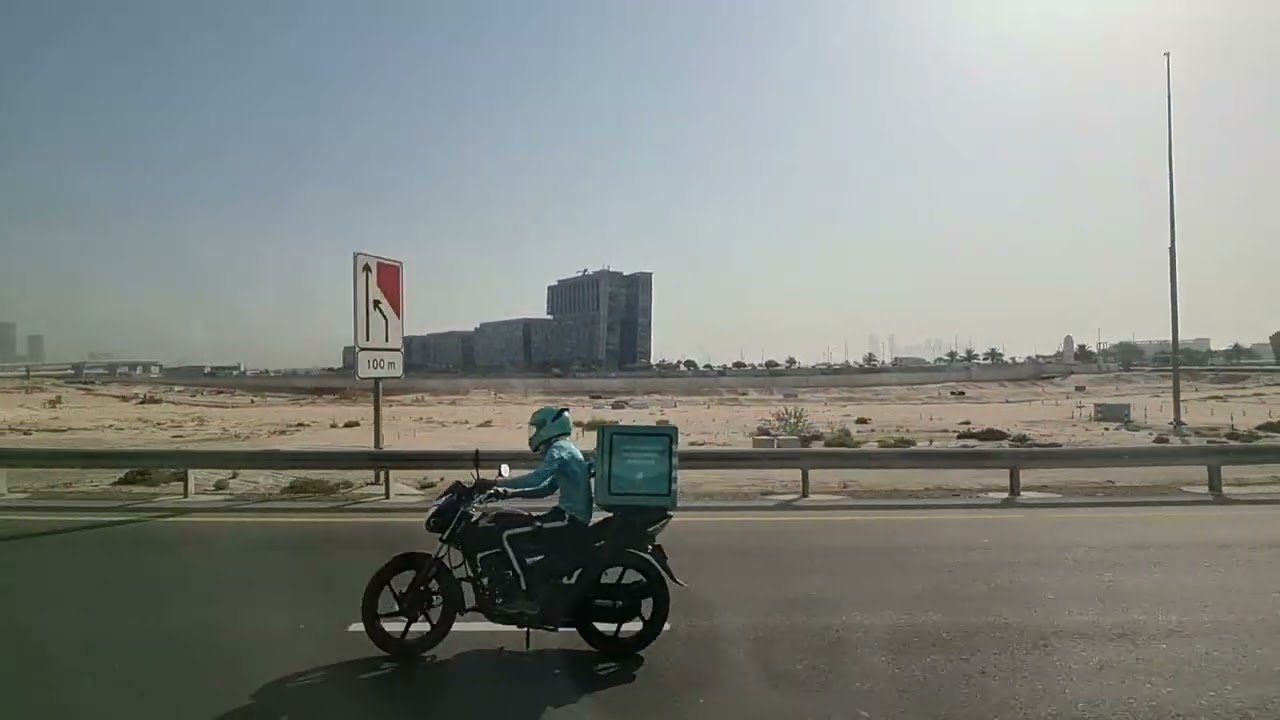 DSO to MoE Al Barsha 1 bus ride via Business Bay and Al Quoz Al Khail Gate
