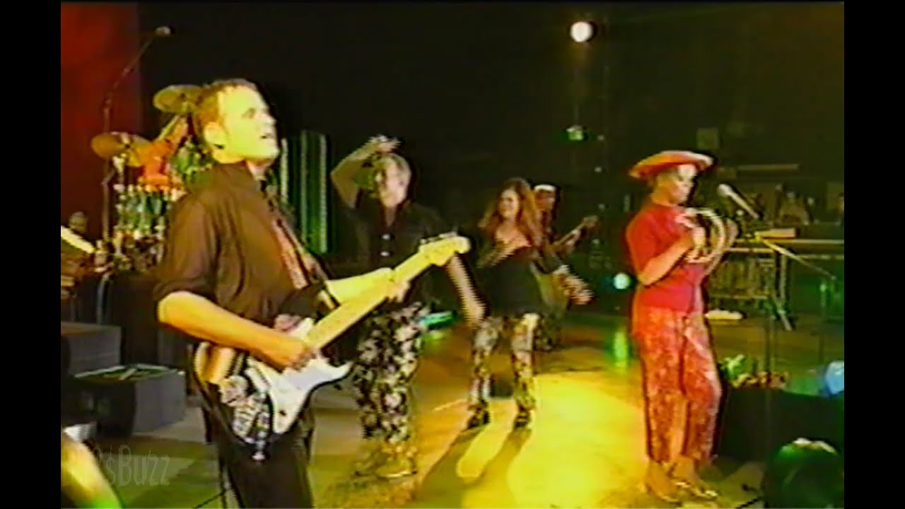 Dance This Mess Around The B-52's Atlanta 2000