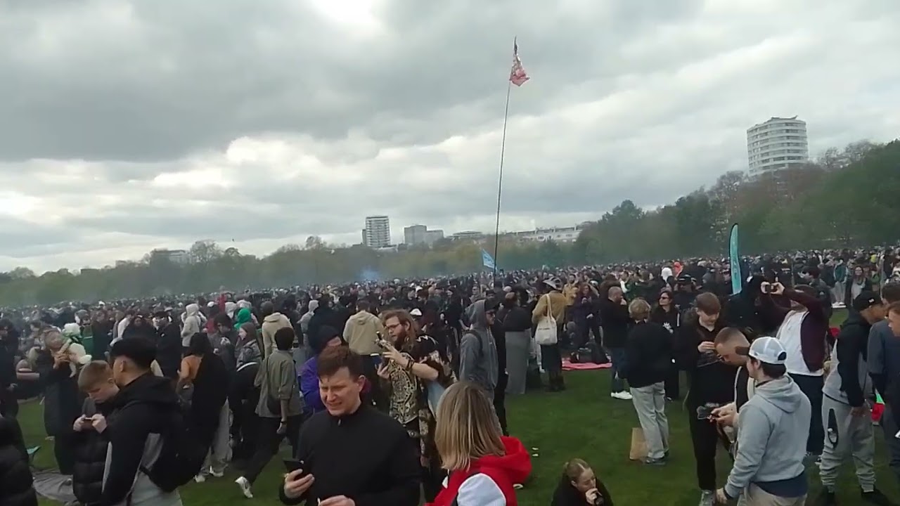 HYDE PARK 420 London 2024 #hydepark #420 #london #smokey #viral #video #viralshorts #fyp #fun