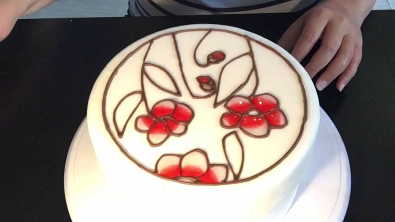 How to create a Stained Glass Effect on your Cake