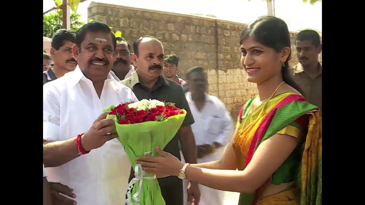 Salem Collector Rohini welcomes CM Edappadi Palanisamy