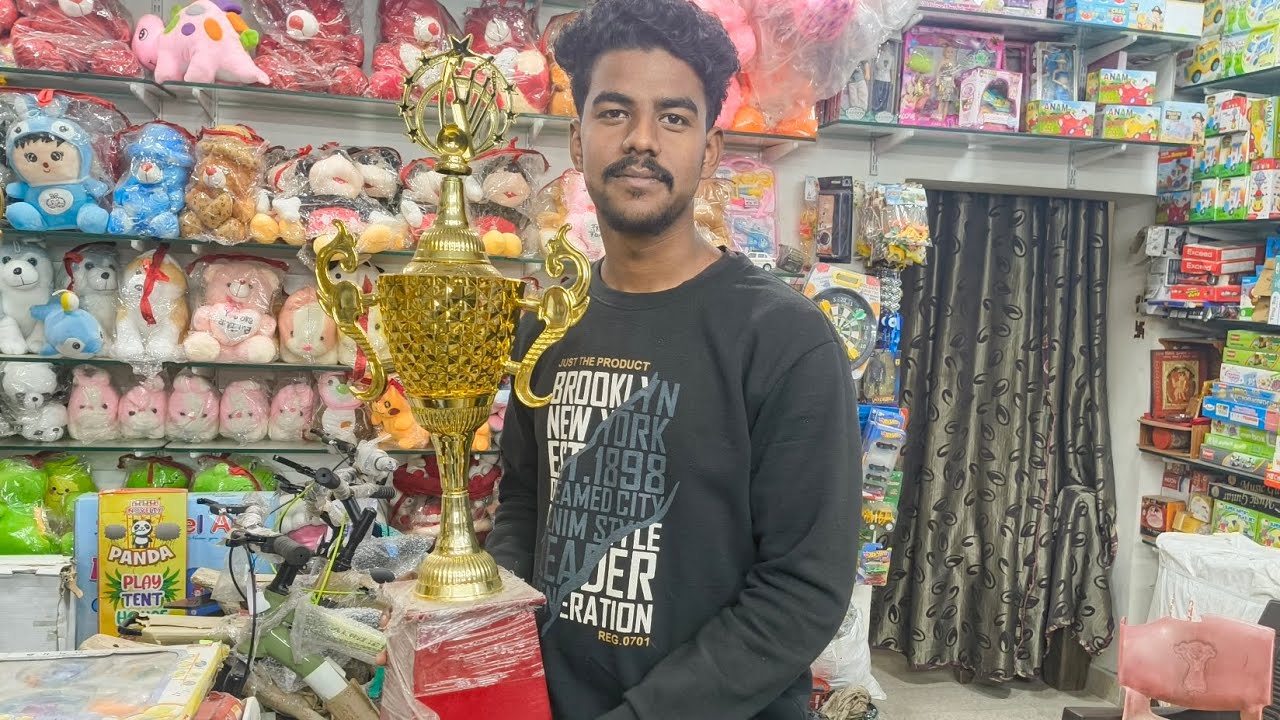 Finally maine bhi Trophy Jeet Li 😍