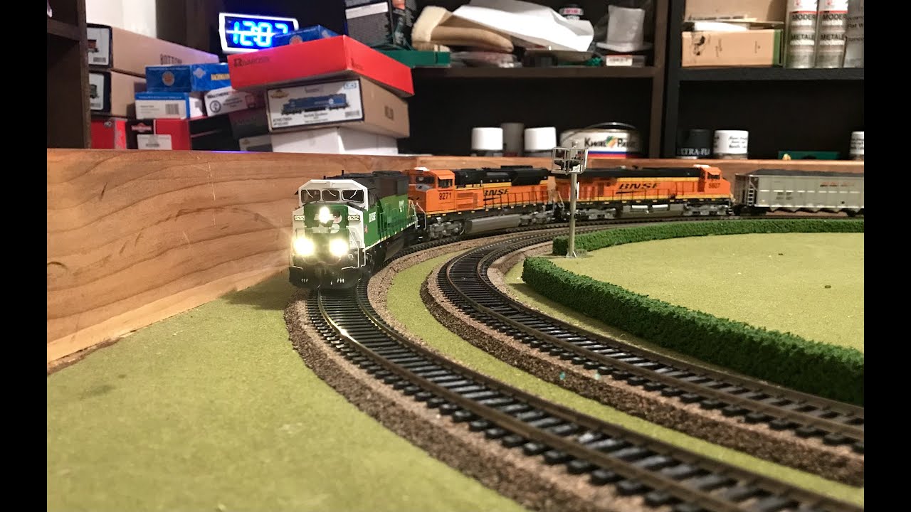 BNSF Triclops SD60M Leads NS 886 into Coal City