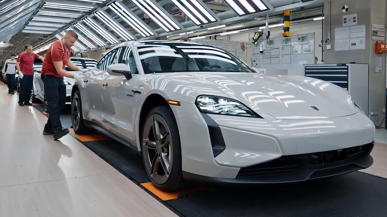 Futurystyczna fabryka produkcyjna Porsche TAYCAN &mdash; szczeg&oacute;łowy proces montażu