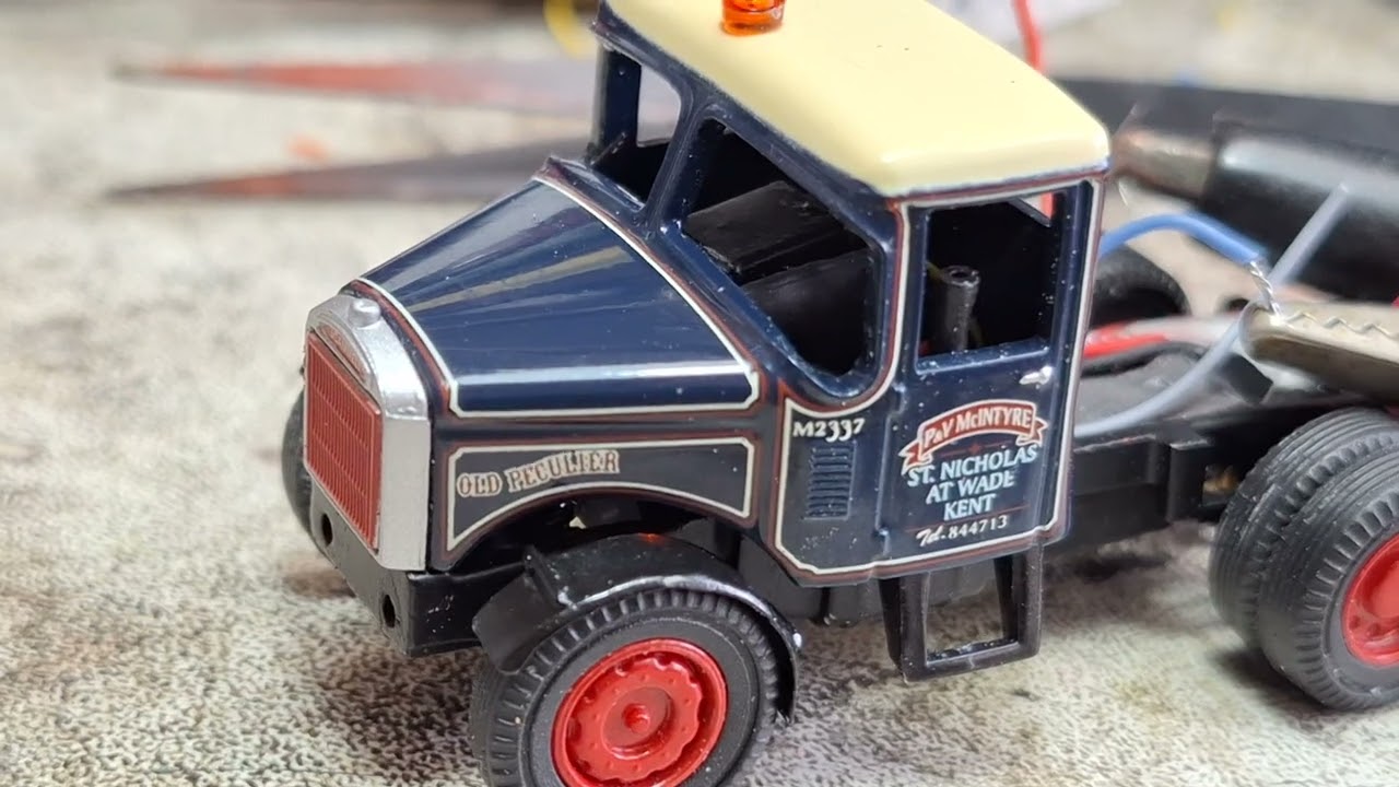 4mm scale Scammell Highwayman radio controlled
