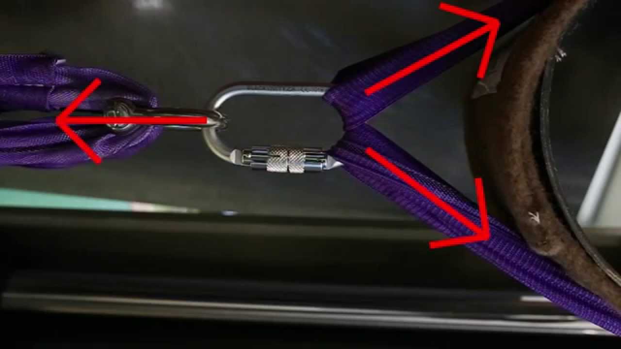 How the shape of a carabiner influences its breaking load