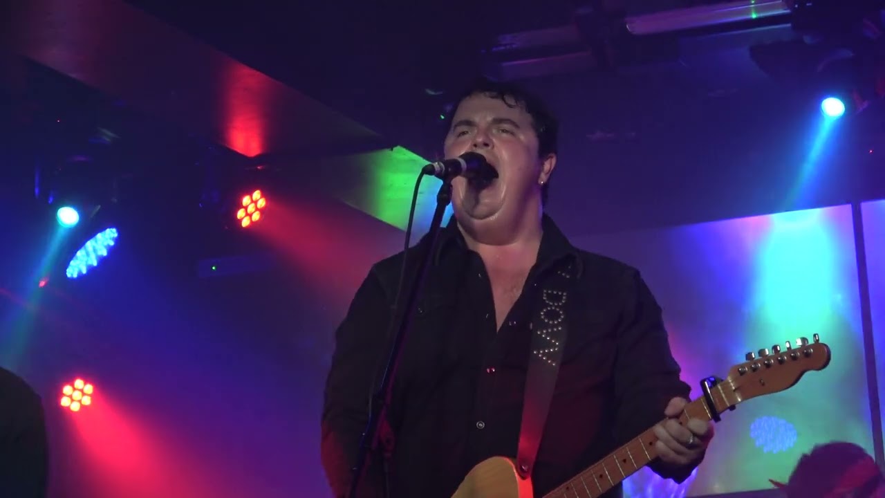 Dovv - Runaway - DreadnoughtRock, Bathgate, Scotland. 01/11/24