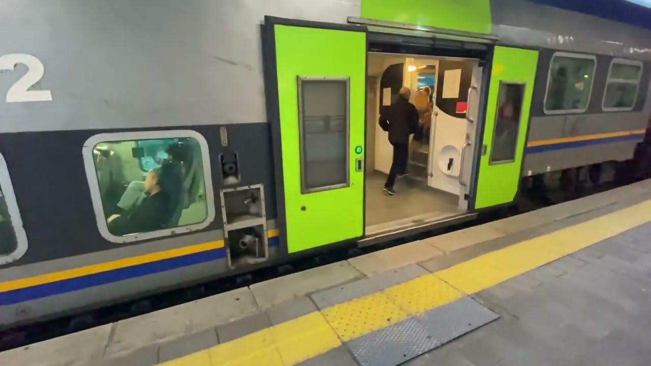 Viaggio a Bordo del Vivalto 1a Classe! - Treni tra Empoli e Pisa
